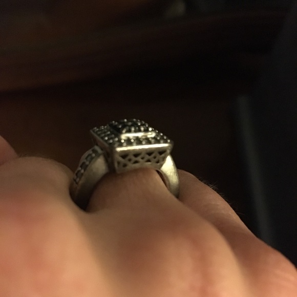 Diamond and silver ring - Picture 3 of 3